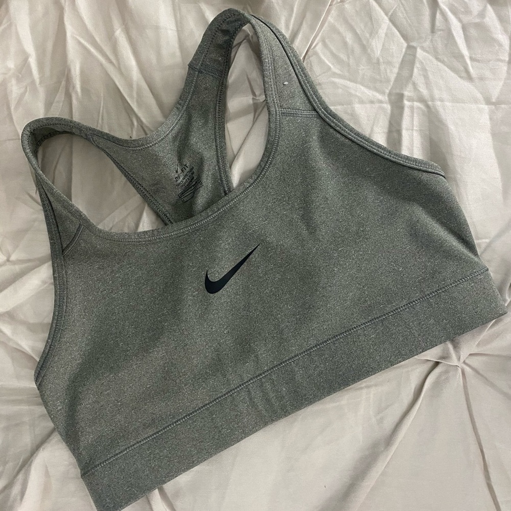 NWOT Nike Sports Bra